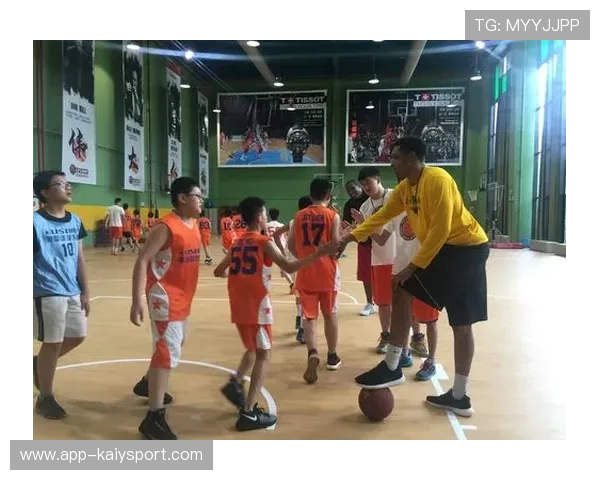 中国篮球以团结赢得胜利，关于篮球团结的作文